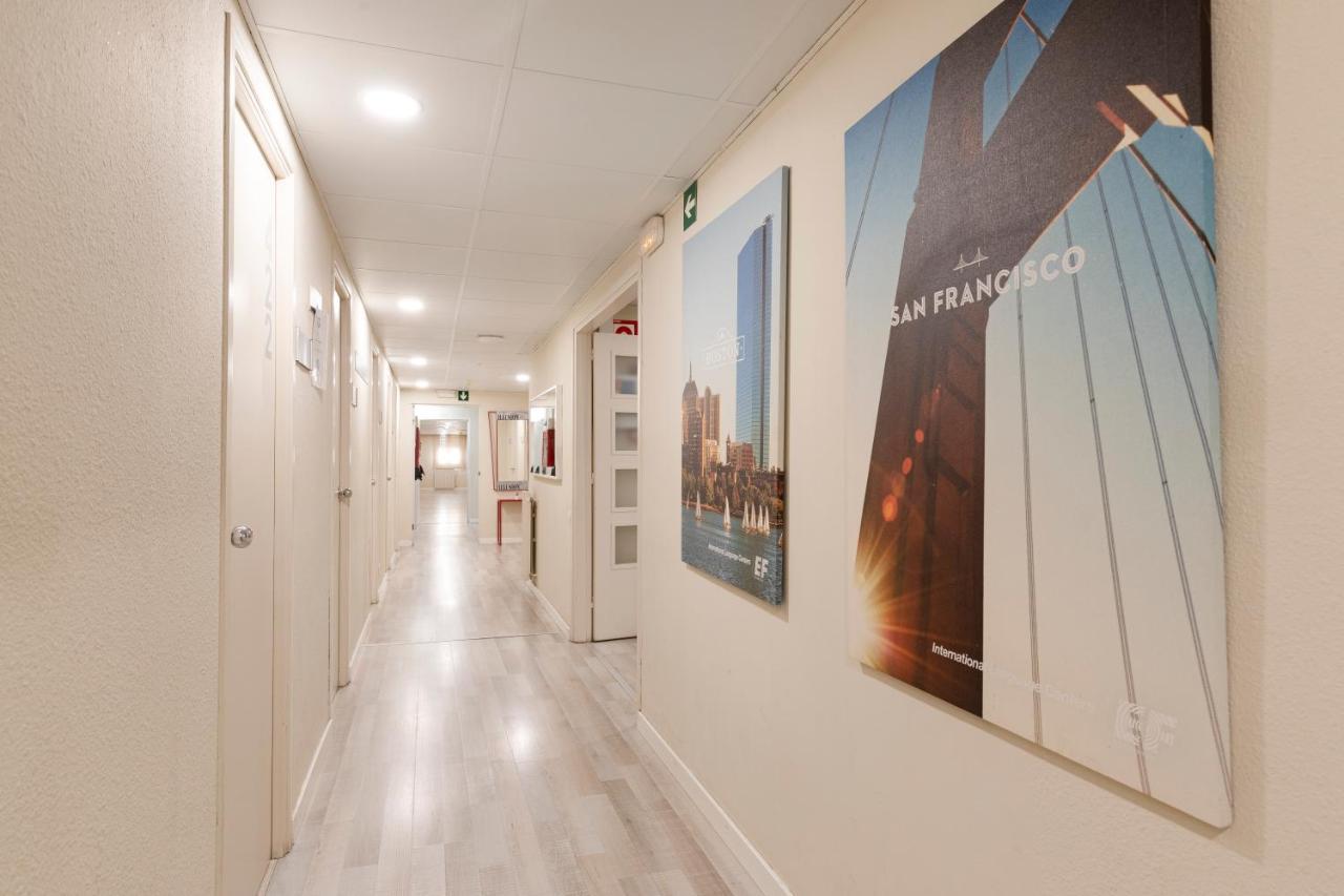 Ar Residencia Estudiantil Barcelona Buitenkant foto