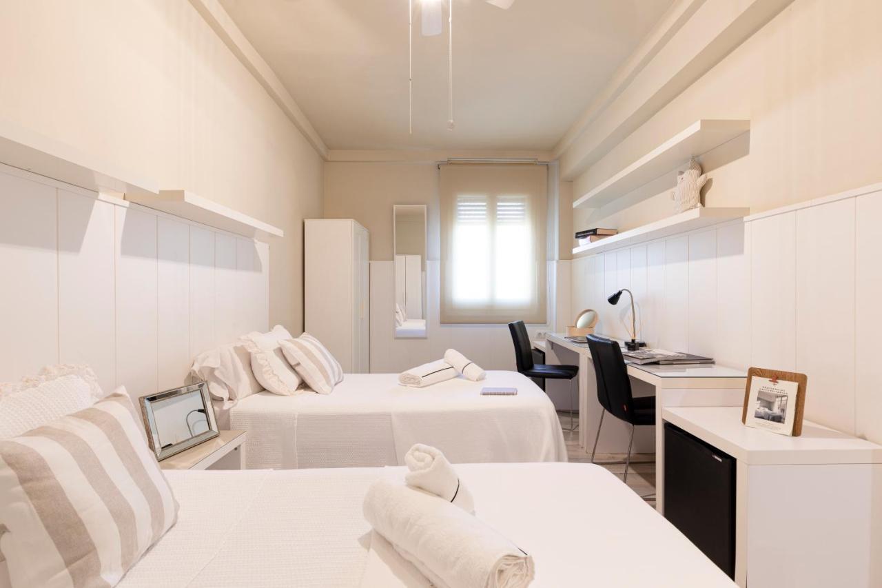 Ar Residencia Estudiantil Barcelona Buitenkant foto